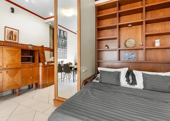 Basilika Breathless View With Balcony Free Parking Upon Reservation
